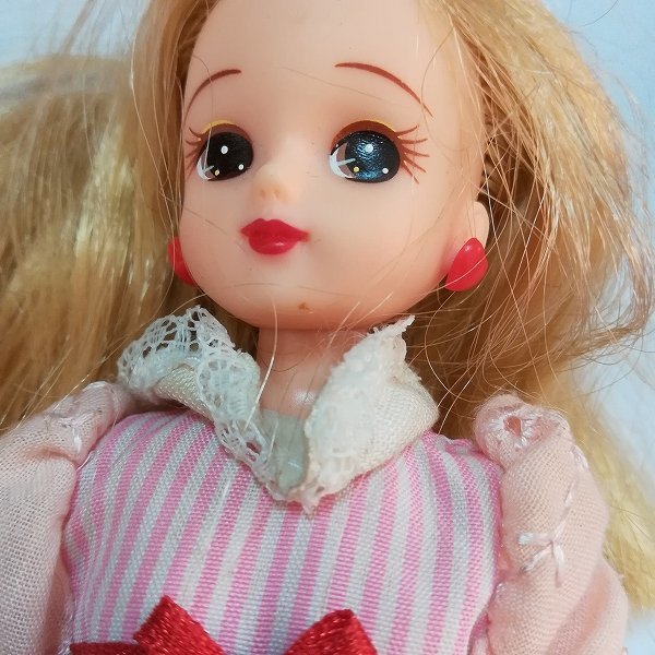 得価，100%新品 mBM967b [難有] リカちゃんとおともだち まとめ 高校生リカ 3代目イヅミちゃん 他 | ドール L