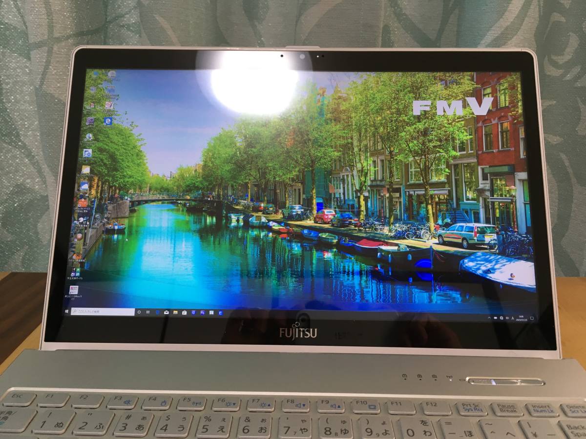 Fujitsu○富士通 LIFEBOOK SH90/T(FMVS90TWD1) Windows10Home