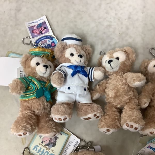 ダッフィー ぬいぐるみバッジ ぬいぐるみ ぬいぐるみキーチェーン 東京