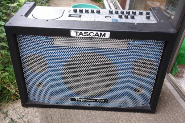 TASCAM GA-100CD CDトレーナー 付き ギターアンプ ジャンク(コンボ