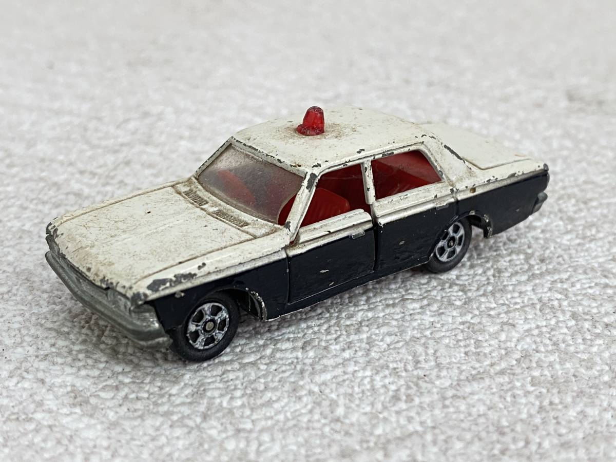 M-1150 【同梱不可】980円～ 現状品　TOMICA/トミカ　トヨタ　TOYOTA　クラウン　CROWN　劣化あり　傷や汚れあり