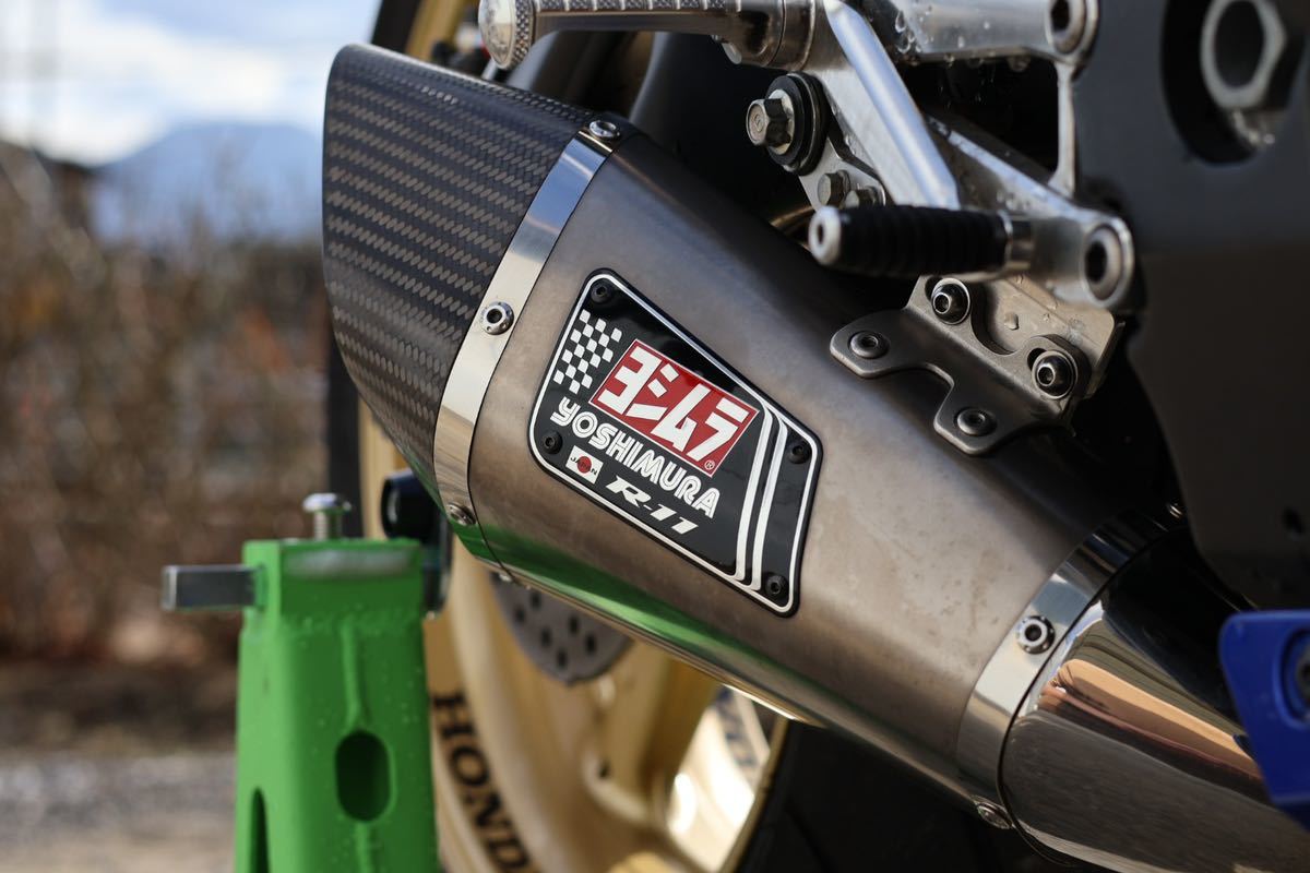 US ヨシムラ R11 スリップオン マフラー CBR1000RR SC59 08-15