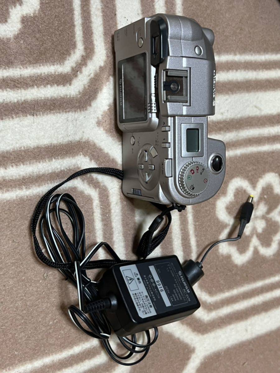 FinePix 2900Z 中古品　アダプター付き