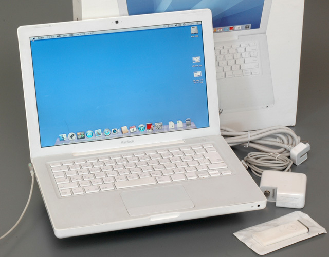 Apple MacBook 2.0GHz Core 2 Duo〈13.3_Late2006_MA700J/A 〉MacBook2