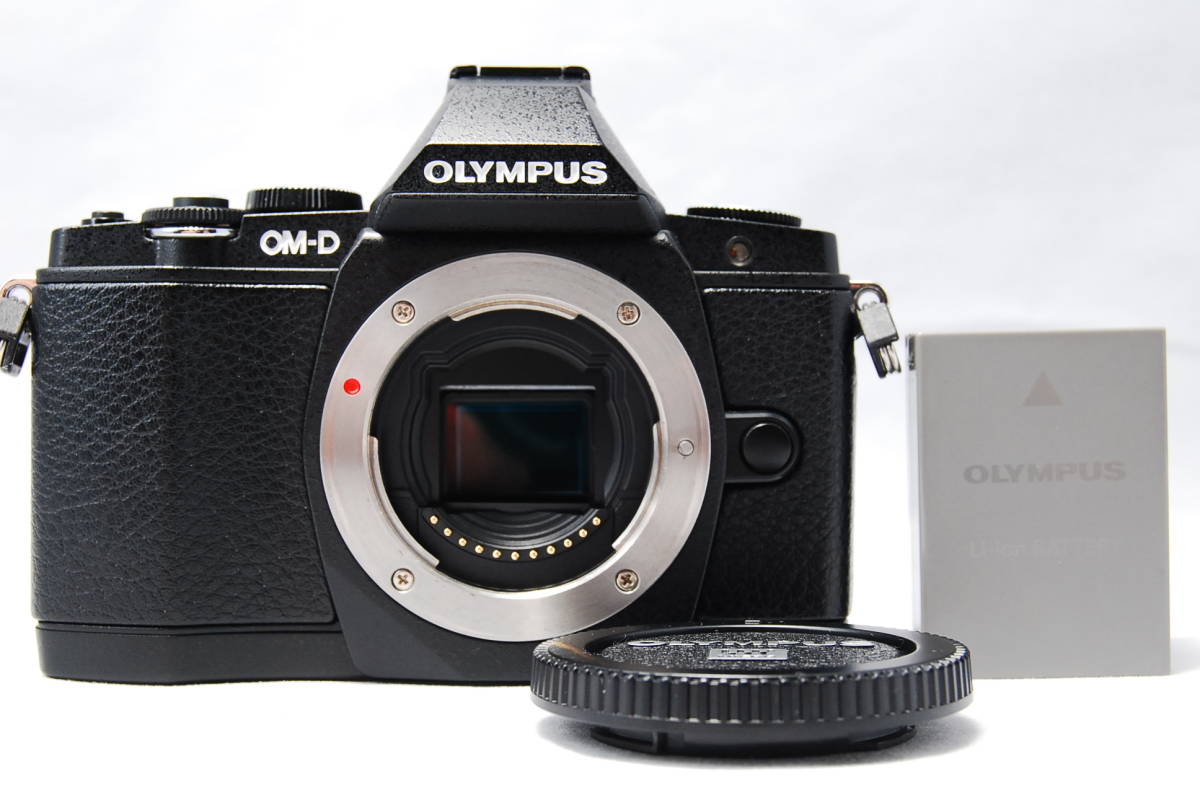 オリンパス OLYMPUS OM-D E-M5 ボディ ブラック ミラーレス一眼 