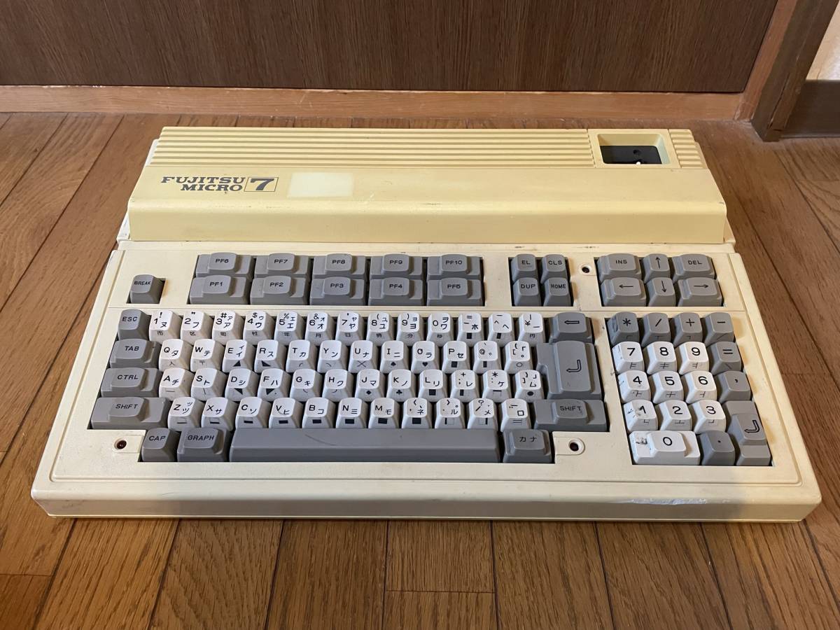 希少品&付属品大量富士通 FUJITSU FM-7 MICRO MB25010 旧型PC