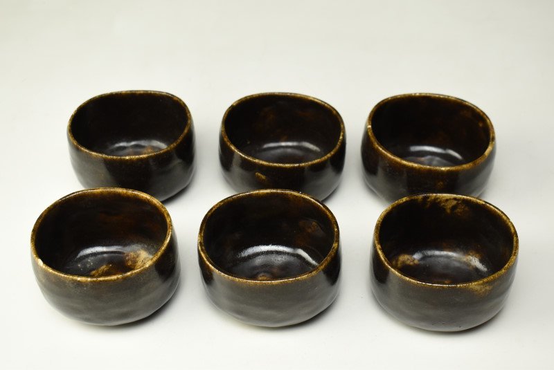 - 蓋物 さんすい通販本店 【蔵c8842f2】飴釉　蓋物　小鉢　蓋付向付　六客