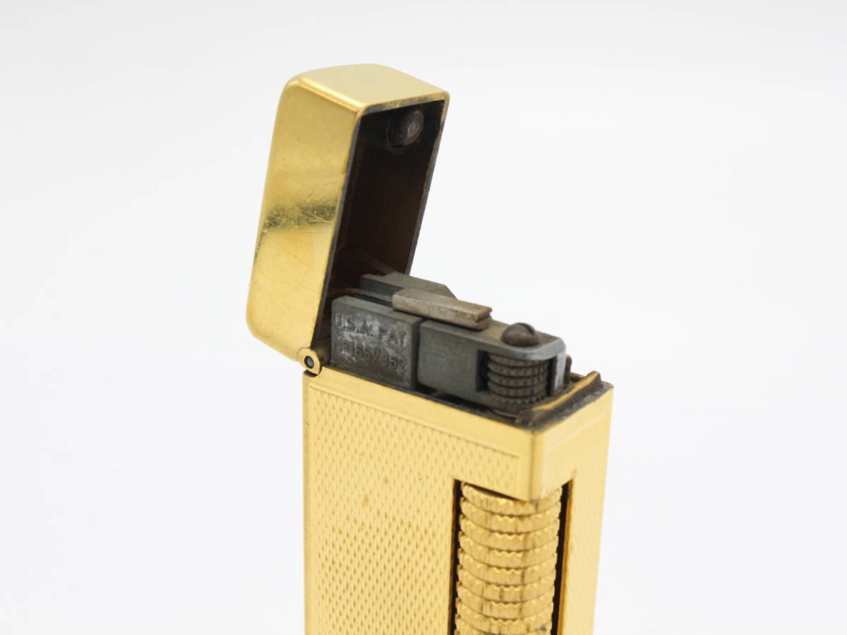 【dunhill ダンヒル】 ガスライター ゴールドカラー 喫煙具 喫煙グッズ 着火未確認 ブランド メンズ/レディース 小物 ガスライター カルティエ Cartier