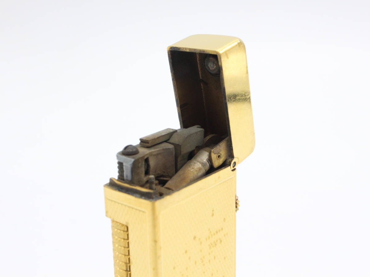 【dunhill ダンヒル】 ガスライター ゴールドカラー 喫煙具 喫煙グッズ 着火未確認 ブランド メンズ/レディース 小物 ガスライター カルティエ Cartier