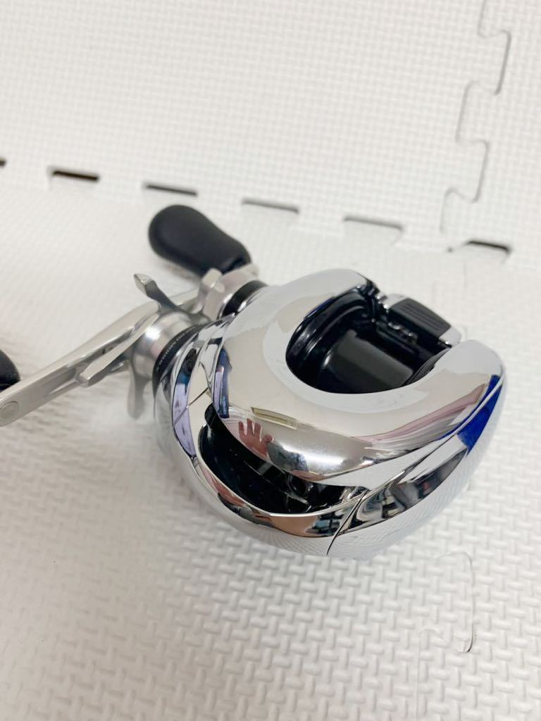 美品 シマノ 12アンタレス SHIMANO ANTARES 送料無料右ハンドル 右巻き