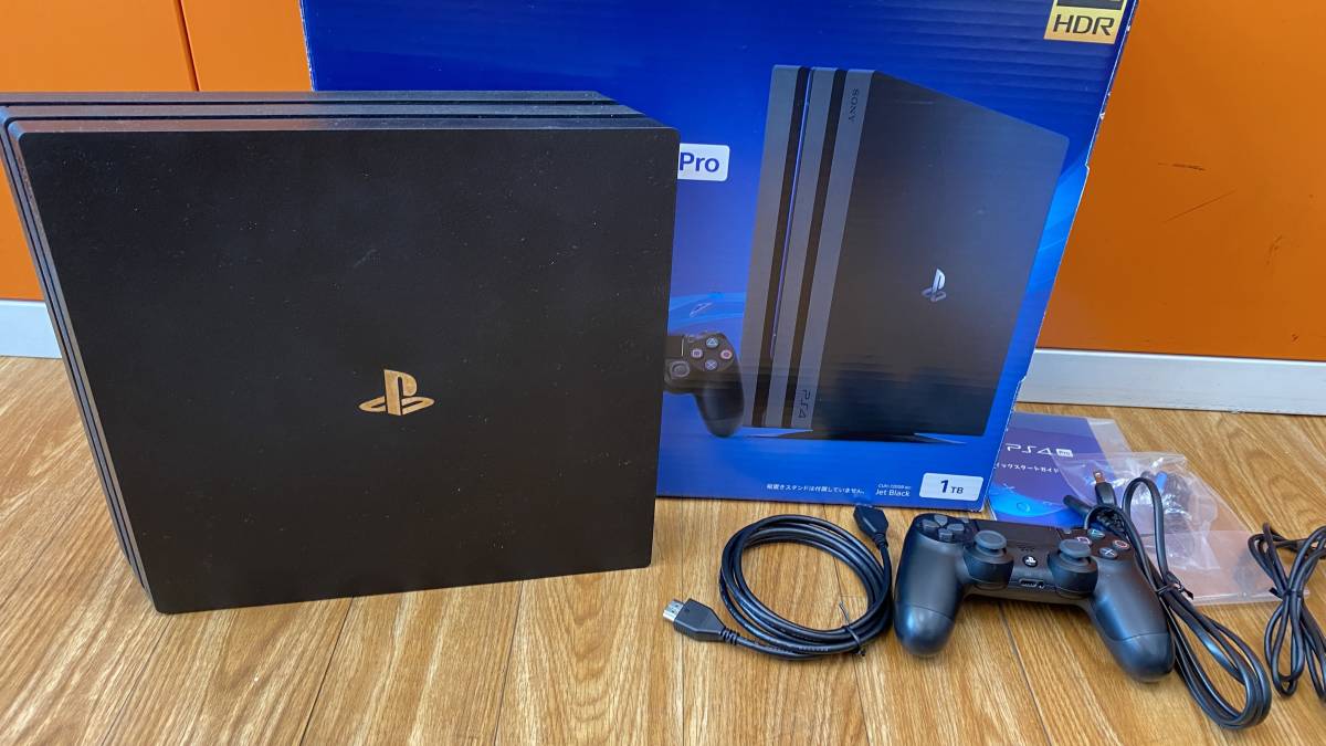 【初期化済/かなり美品】PS4 Pro 本体 セット 1TB ブラック SONY PlayStation4 CUH-7200B 作確認済 箱 コントローラー