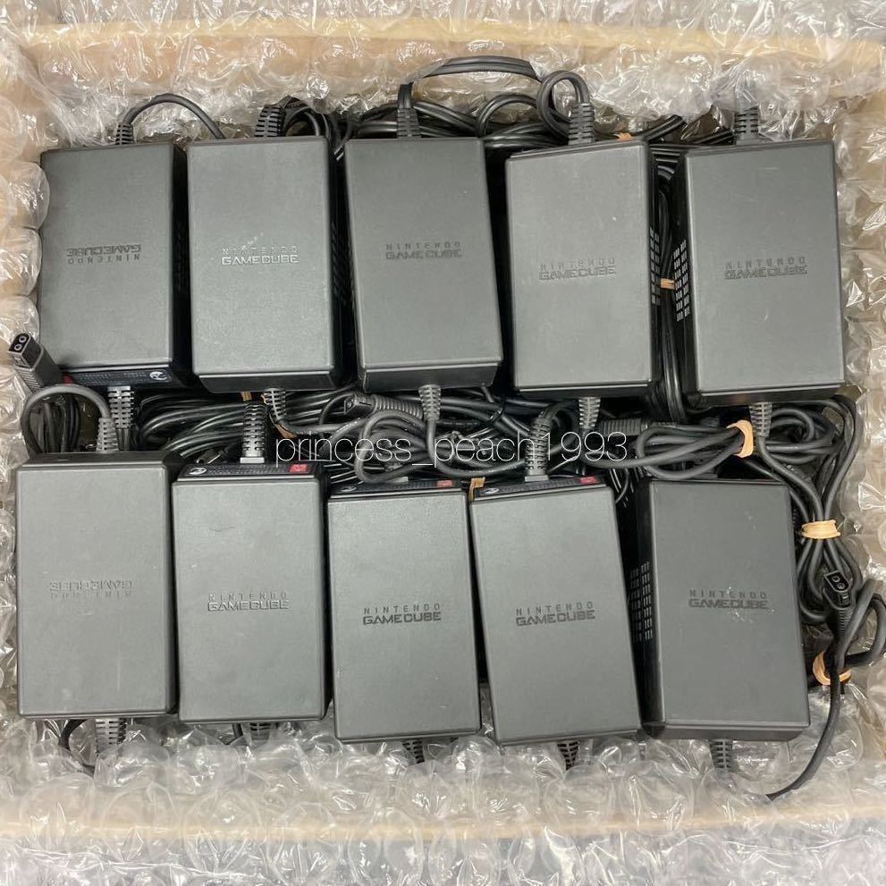 【100】通電確認済 NINTENDO GAMECUBE ゲームキューブ DOL-002 任天堂 ACアダプター アクセサリ 周辺機器 本体 電源ケーブル 電源コード GC