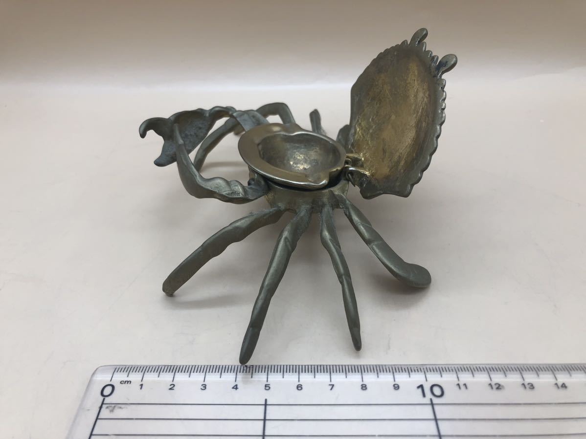 29133) 真鍮製 蟹/カニ 置物 灰皿 インテリア 約16×10×H,4,5cm 重量約