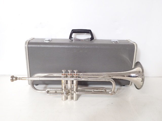 YAMAHA トランペット YTR-135 ハードケース付き 楽器 YTR-135 Trumpet