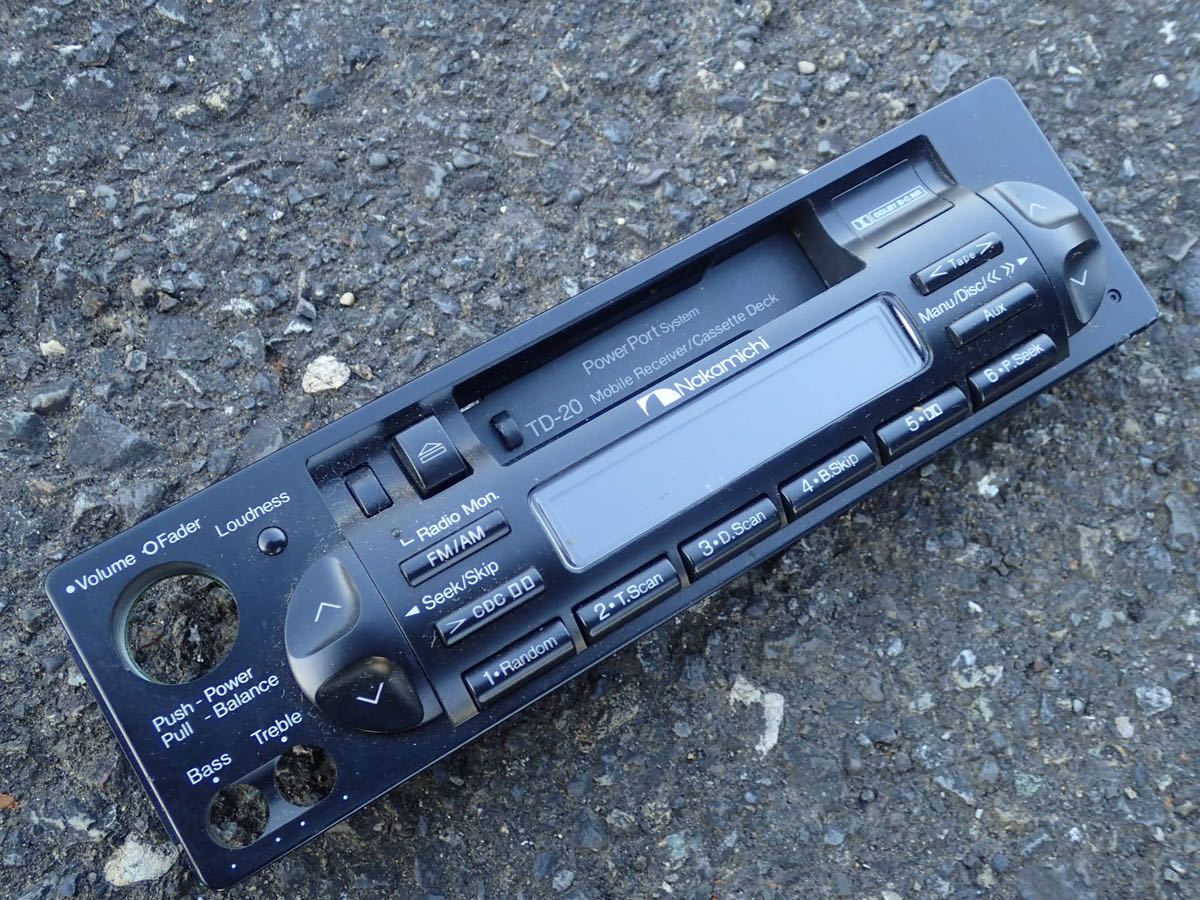 ナカミチ NAKAMICHI model TUNER DECK1と TD-20のフロントパネル 