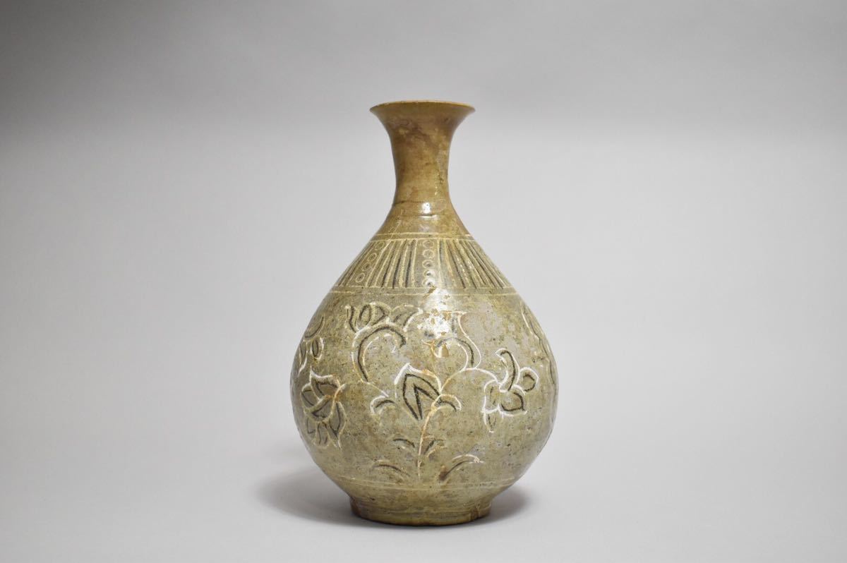 英】1674 時代 高麗青磁草花紋花瓶 高さ25cm 中国美術 朝鮮 韓国 高麗 