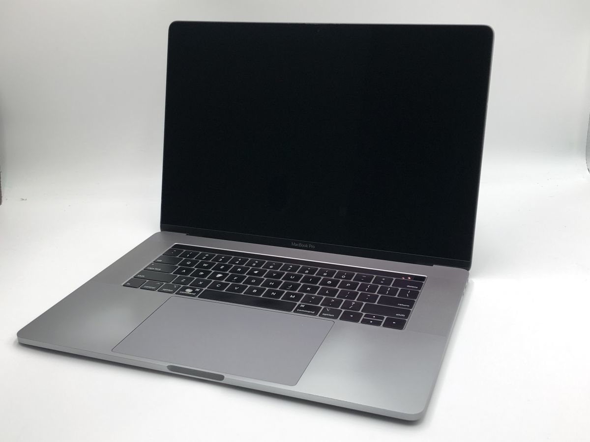 1-radeon-pro-560x-apple-macbook-pro-15-inch-2018-core-i7-8850h-2