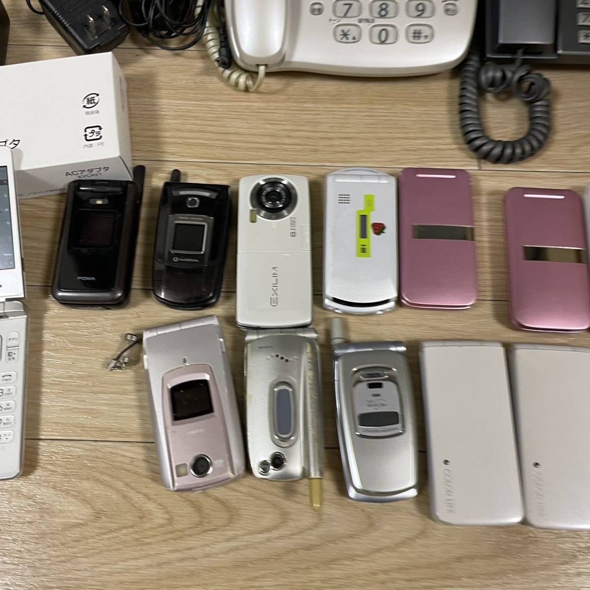 携帯電話大量セットまとめ売り iPhone、アイフォン、ガラケー、スマホ