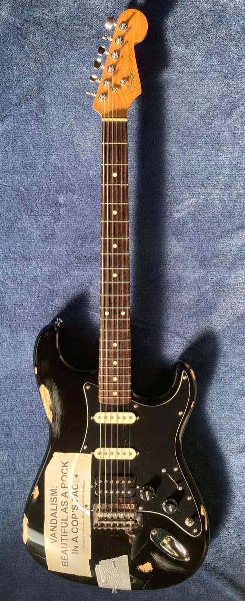 Fender Japan Kurt Cobain Vandalism Stratocaster カート コバーン 激