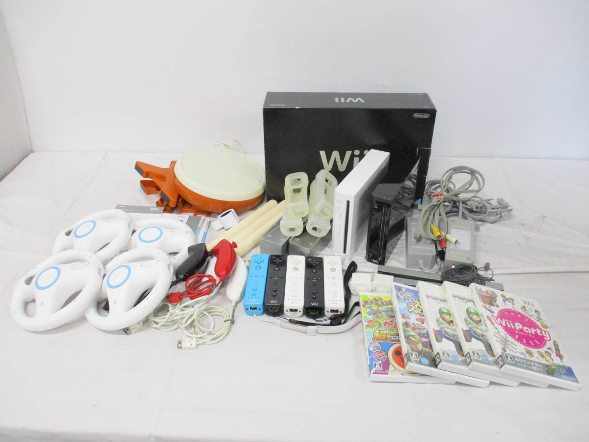 【動作未確認含む】任天堂 Wiiセット 本体×2 リモコン×5 Wiiソフト×5 ヌンチャク×5 マリオカート 大乱闘スマッシュブラザーズ(26-2-11)