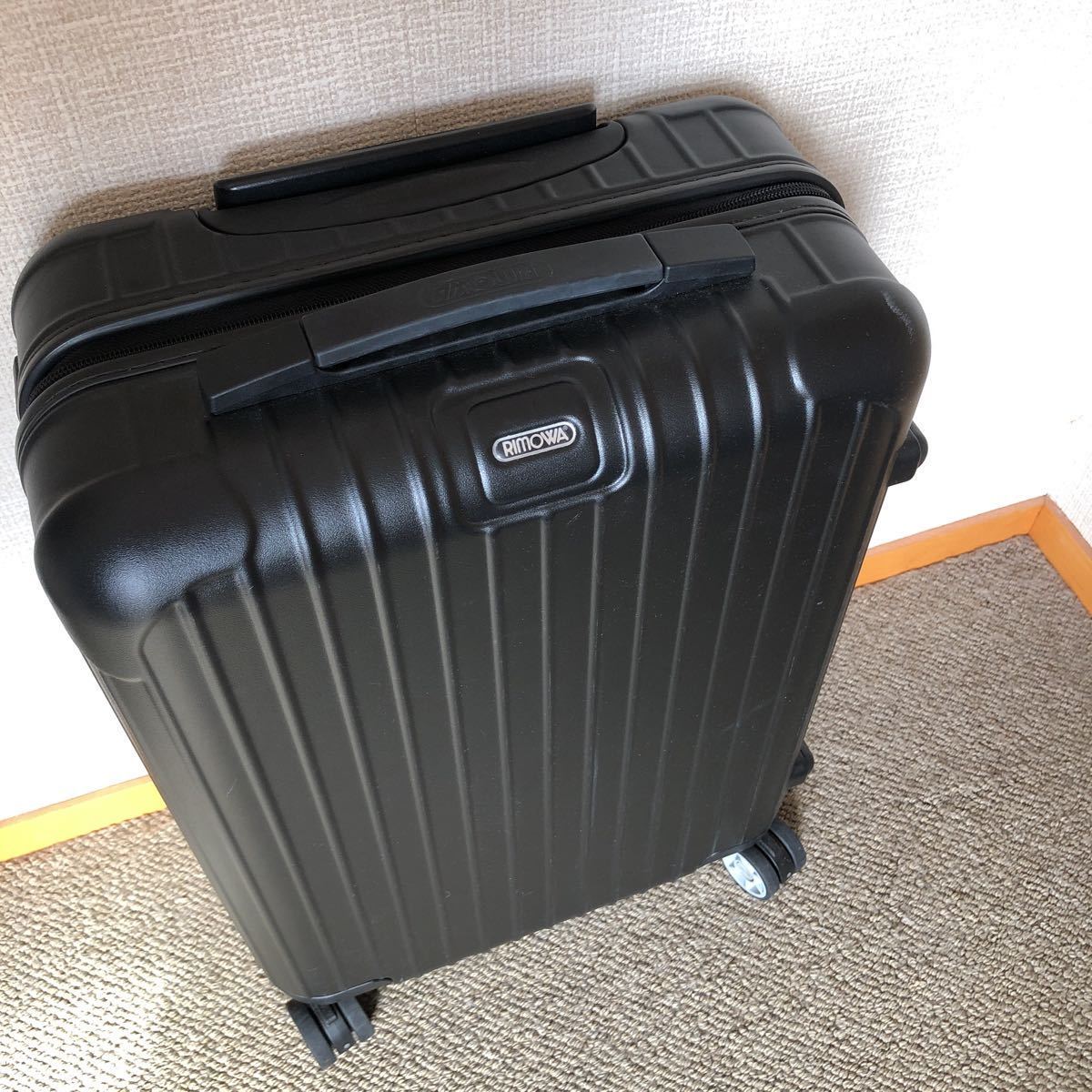 RIMOWA リモワサルサ 4輪 機内持ち込み