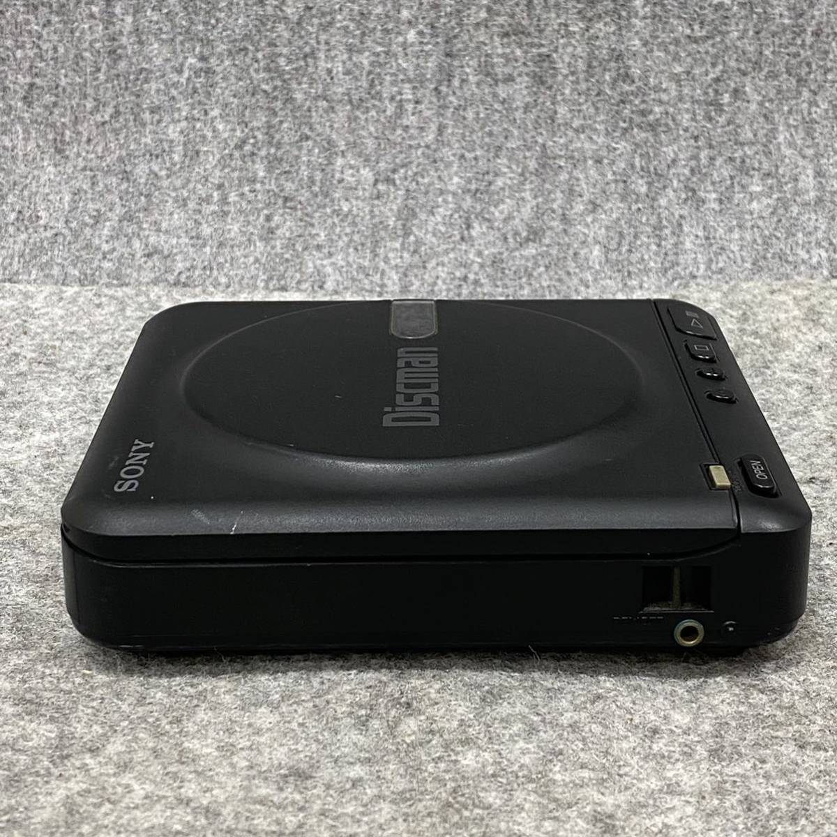 Sony Discman D-20 Audio): ポータブルCDプレイヤー(SONY #268017203 R