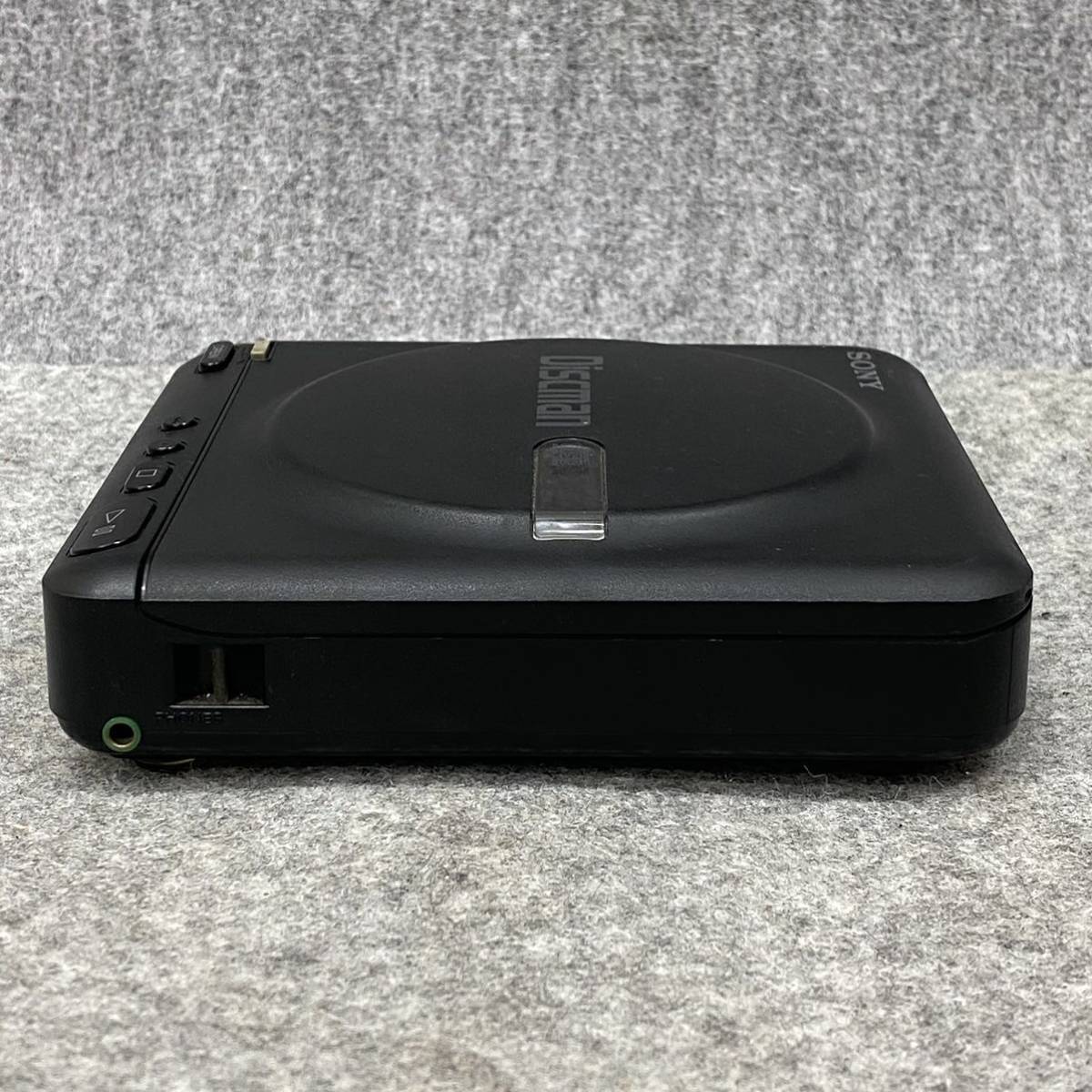 Sony Discman D-20 Audio): ポータブルCDプレイヤー(SONY #268017203 R