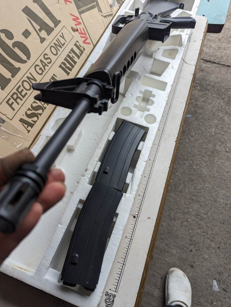 M16A1 COLT コクサイ M29 REVOLVER アサルトライフル S・ガスガン