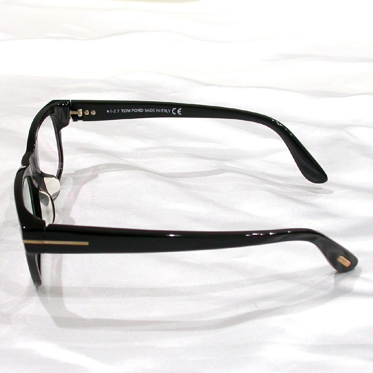 M2226【BSJB】 TOM FORD トムフォード TF5432-F 001 52□18 145 TF5432 