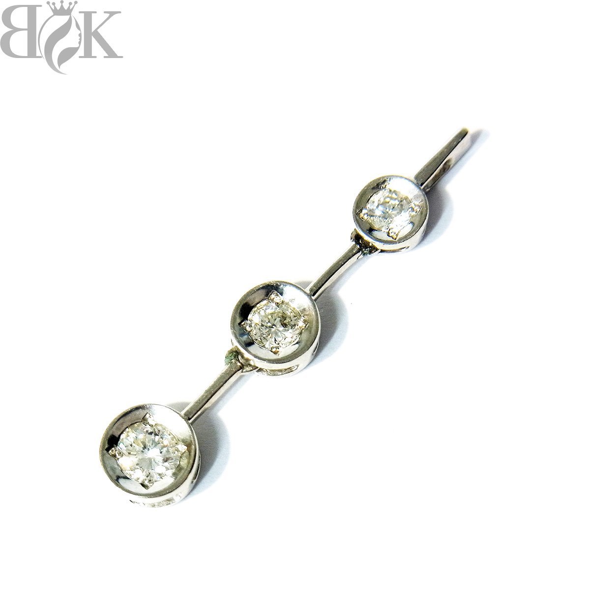 美品 Pt900 3連ダイヤトップ ペンダントトップ プラチナ 0.30ct 総重量約1.5g 超音波洗浄済み 〓