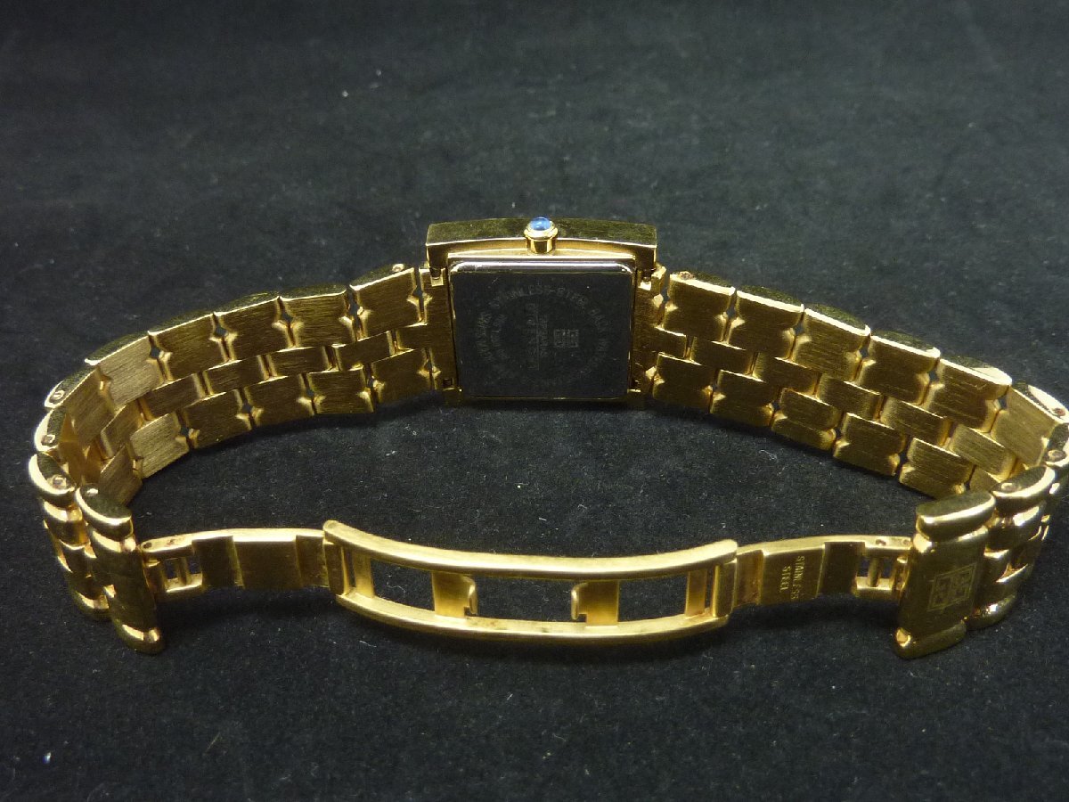 GIVENCHY クォーツ 腕時計 スクエア 4G ゴールド 1558 962 GIVENCHY クォーツ 腕時計 スクエア 4G ゴールド 1558 962 Givenchy