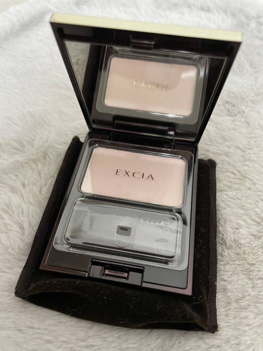 新品同様即決美品　アルビオン　エクシア AL イリュージョン　ヴェール 01 フェイスカラー　