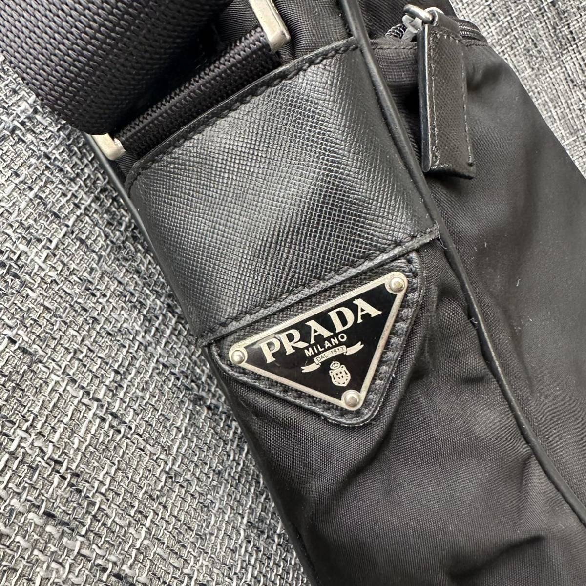 1円〜 良品 PRADA ショルダーバッグ プラダ 横三角プレート 大
