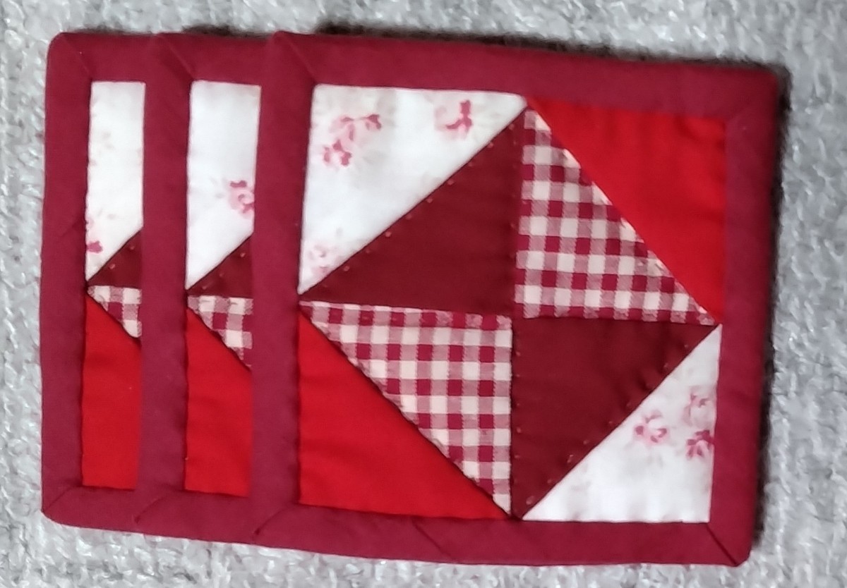 ハンドメイド☆パッチワークキルトコースター☆赤色3枚組_1