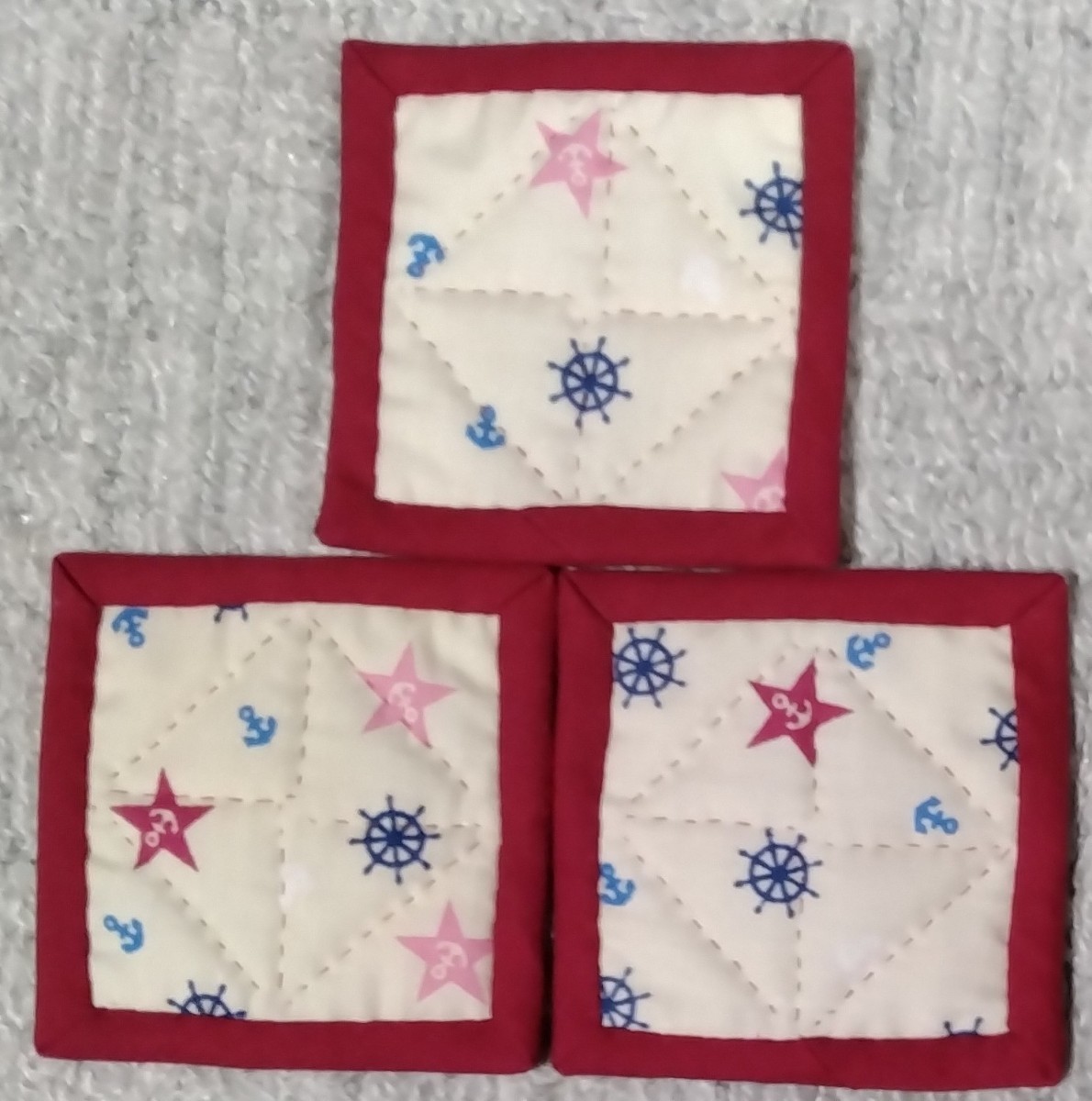 ハンドメイド☆パッチワークキルトコースター☆赤色3枚組_3