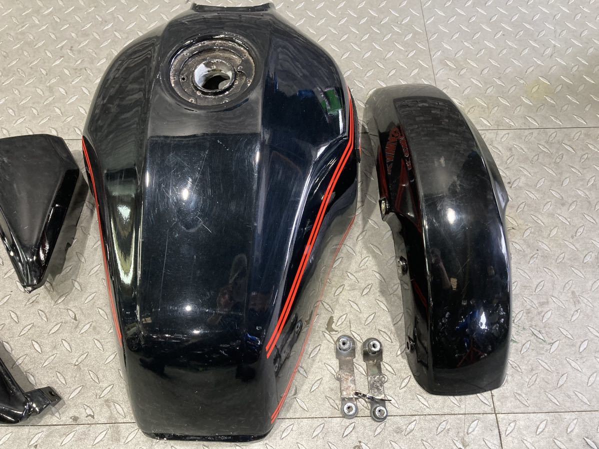 ZRX400タンク フロントフェンダー、リアカウル カワサキ ZRX400