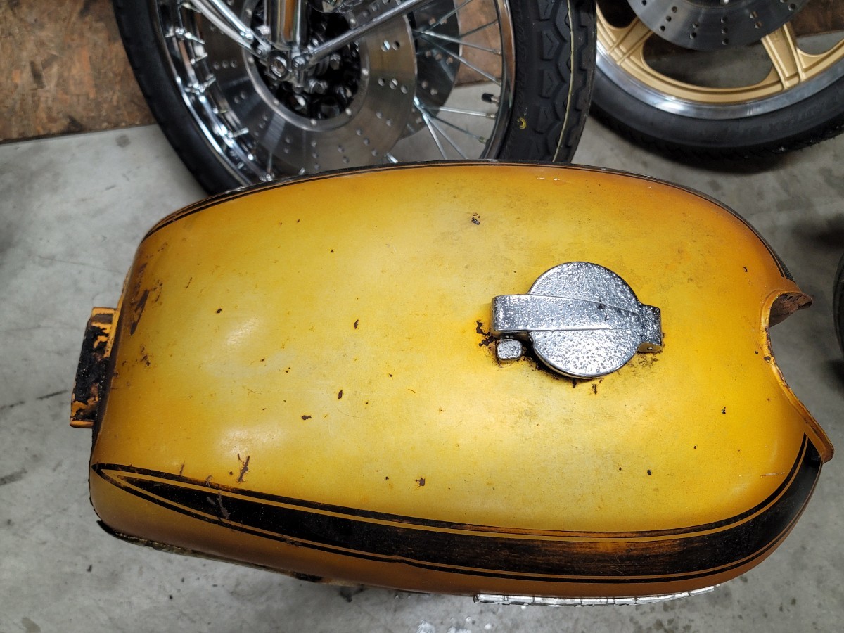CB750four タンク CB750☆CB750FOUR☆CB750K☆CB750K0☆純正☆ゴールド☆タンク☆ Honda |
