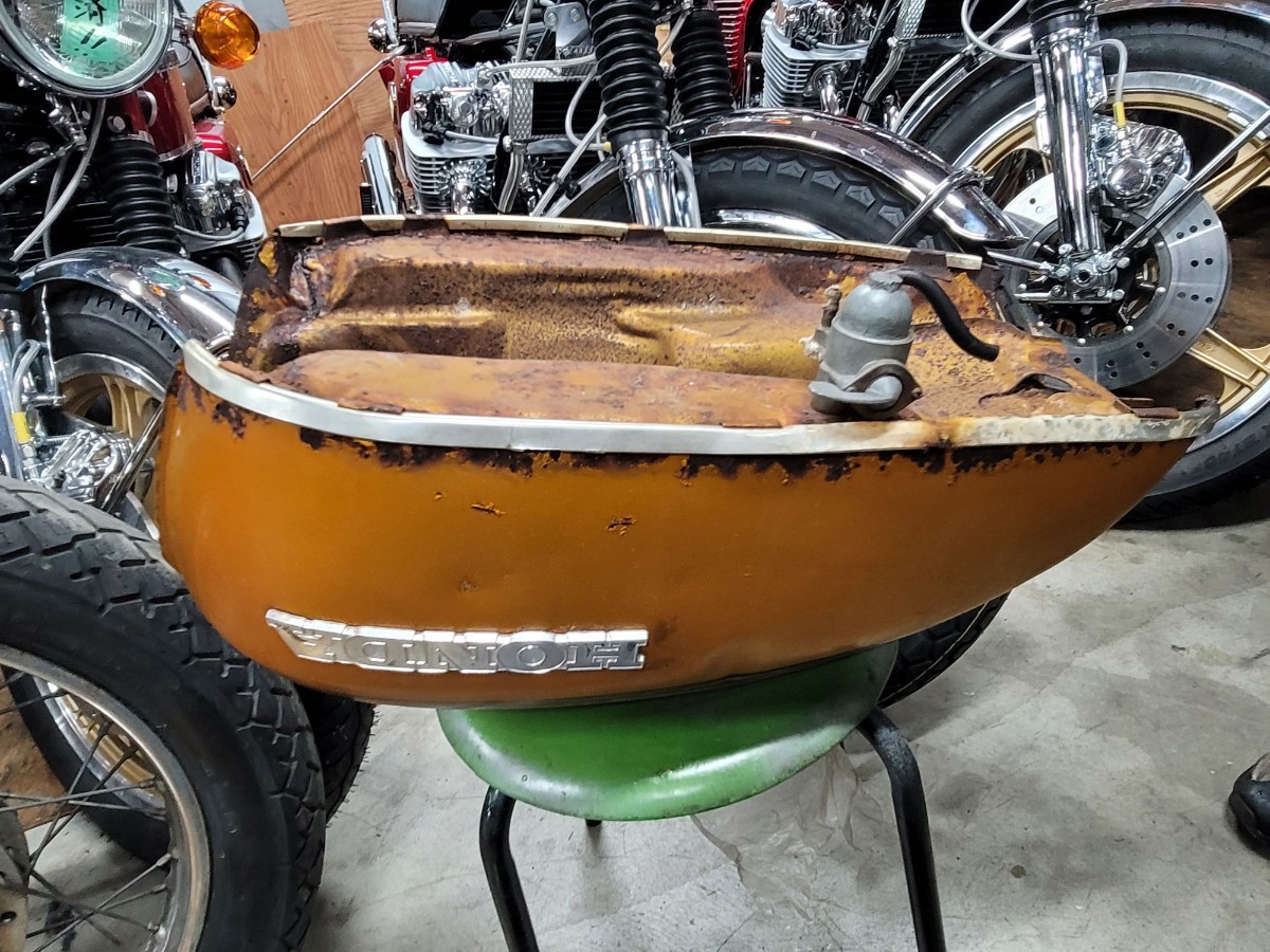 CB750☆CB750FOUR☆CB750K☆CB750K0☆純正☆ゴールド☆タンク☆ Honda |