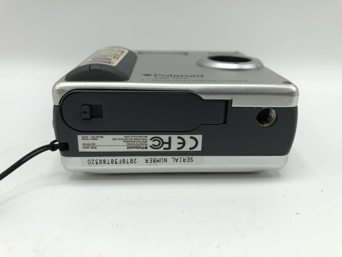 Polaroid / ポラロイド PDC 2070 / 箱・説明書・ケーブル付 / デジカメ 