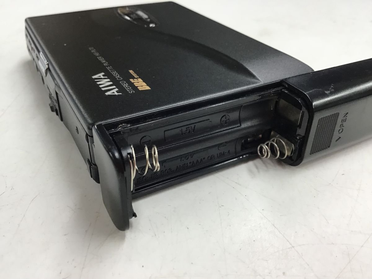 ジャンク☆AIWA 【HS-PL70】☆ポータブル ステレオカセットプレーヤー