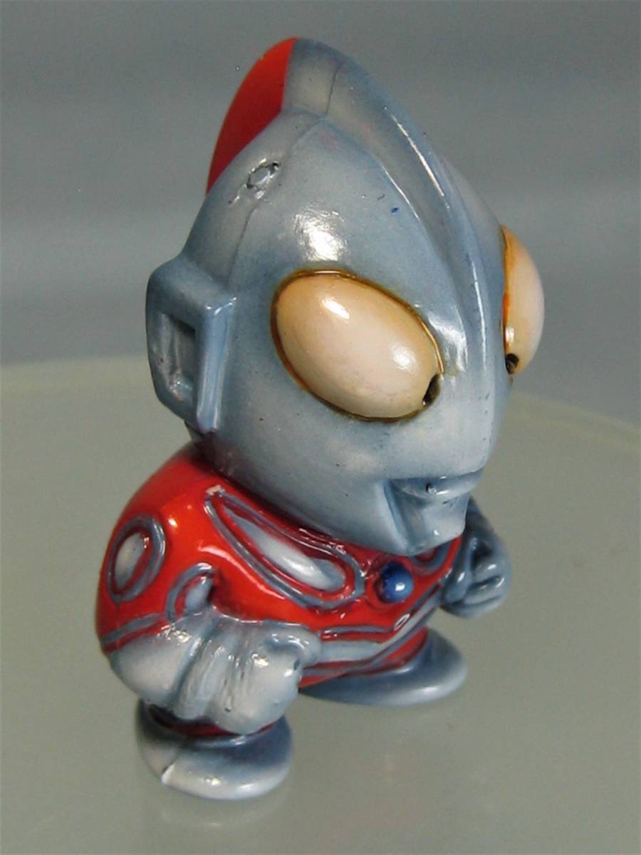 消しゴム・ウルトラマン・帰ってきたウルトラマン・全面塗装・リペイント・塗装済み完成品
