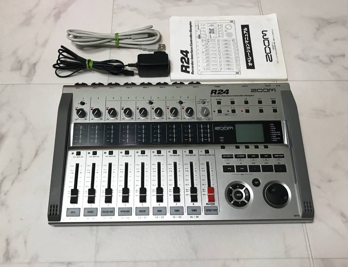 ZOOM | : R24 - マルチトラックレコーダー 「zoom+r24」の落札相場