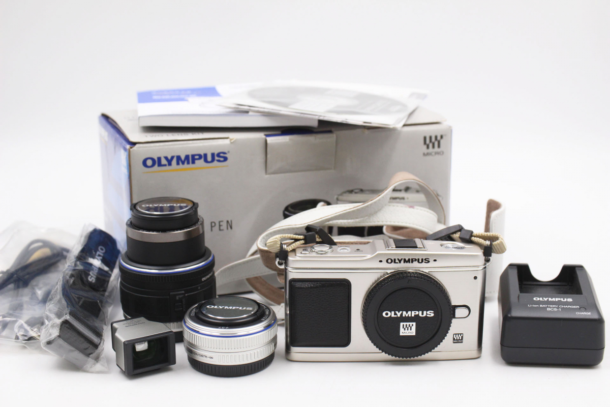 行董】 OLYMPUS オリンパス E-P1 TWO LENS KIT デジタル一眼レフカメラ