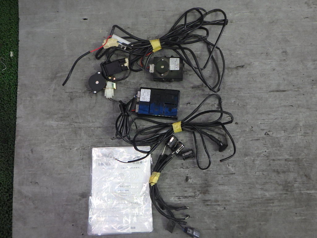 【大得価，定番人気】 売り切り KGC15 パッソ 純正 オプション 取扱説明書 フロント リア コーナーセンサー 05-03-24-702 B2D-2E スリーアール長野