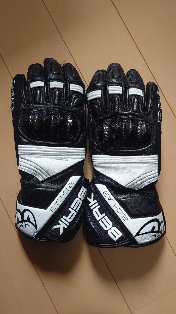 BERIK レーシンググローブ　Sサイズ