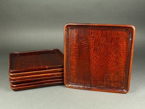 讃岐彫　四方盆　讃岐盆　5枚セット　手彫り 角盆 絵変り 讃岐木地漆 讃岐彫 四方盆 五客 小盆 お盆 木製漆器 84 讃岐彫 四方盆 五客 小盆