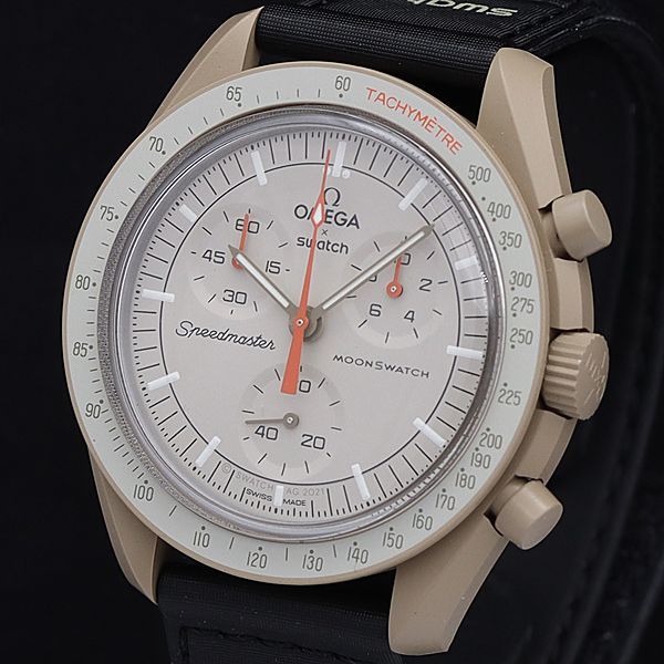 1円 稼働 新品同様 オメガ×スウォッチ QZ S033C100 スピードマスター ミッショントゥジュピター ベージュ文字盤 メンズ腕時計 5240400KYM