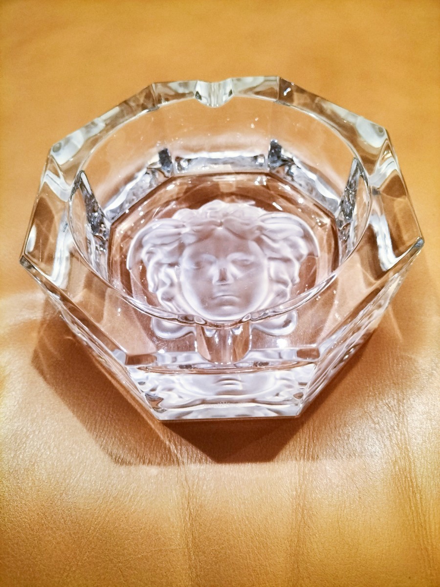 ベルサーチ×ローゼンタール メデューサデザイン ガラス灰皿 八角形