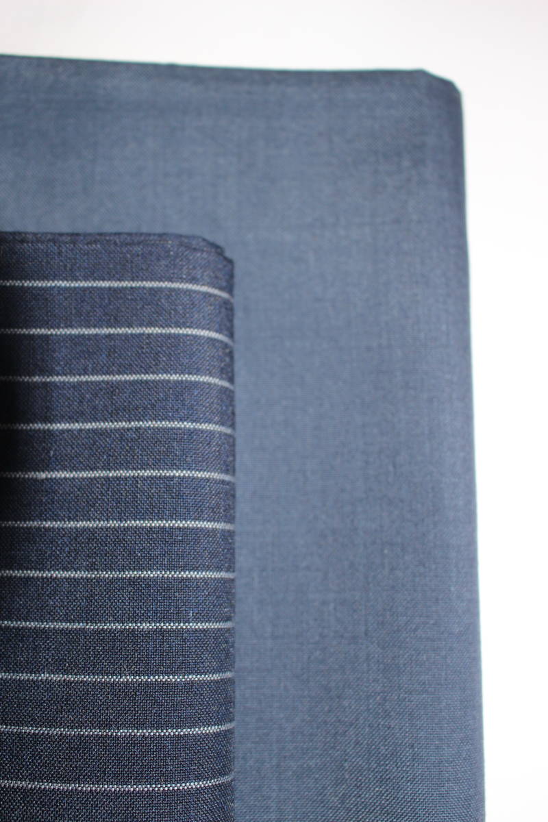 英国 ドーメル社製　　ドーメルキダー夏紳士高級スーツ服地　