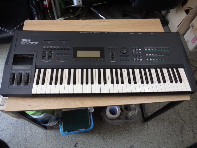 ヤマハ シンセサイザー SY77 ジャンク YAMAHA シンセサイザー SY77